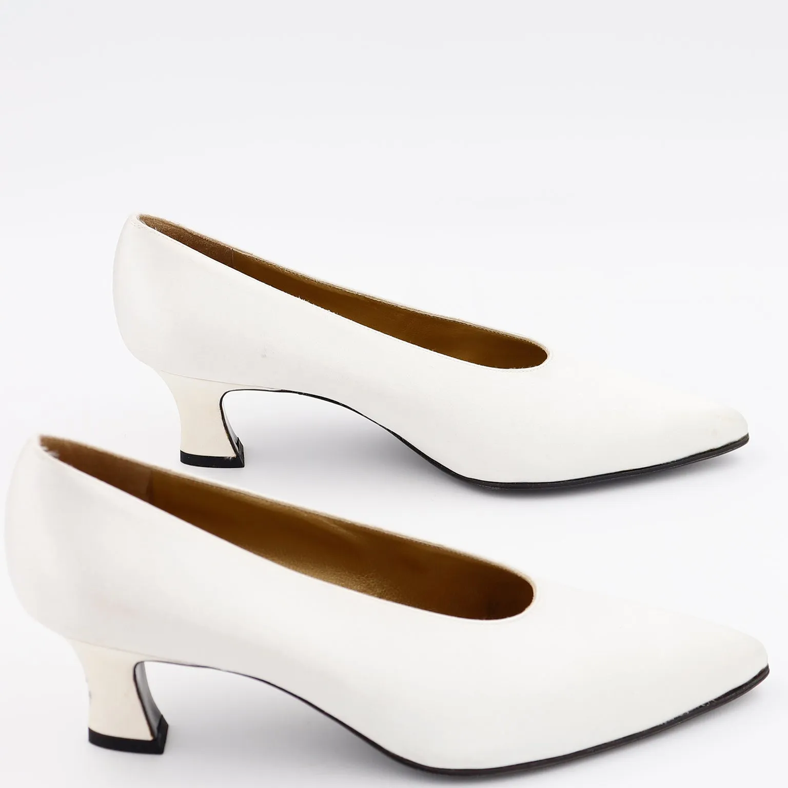 1980s YSL Shoes Yves Saint Laurent Ivory Silk Pumps Size 9 Unworn