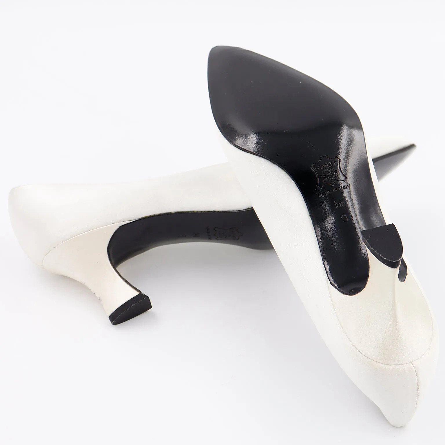 1980s YSL Shoes Yves Saint Laurent Ivory Silk Pumps Size 9 Unworn