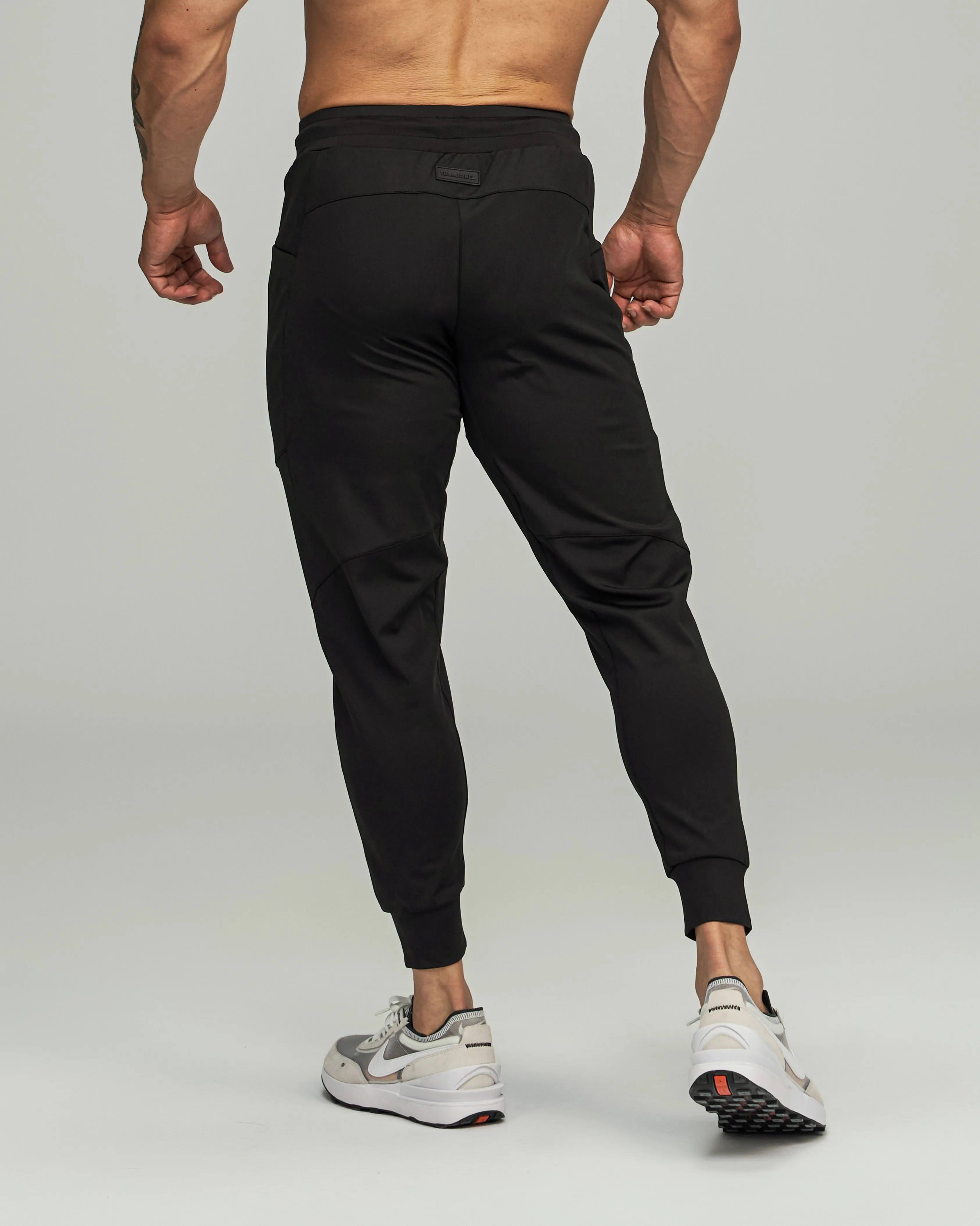 Adapt Performance Joggers