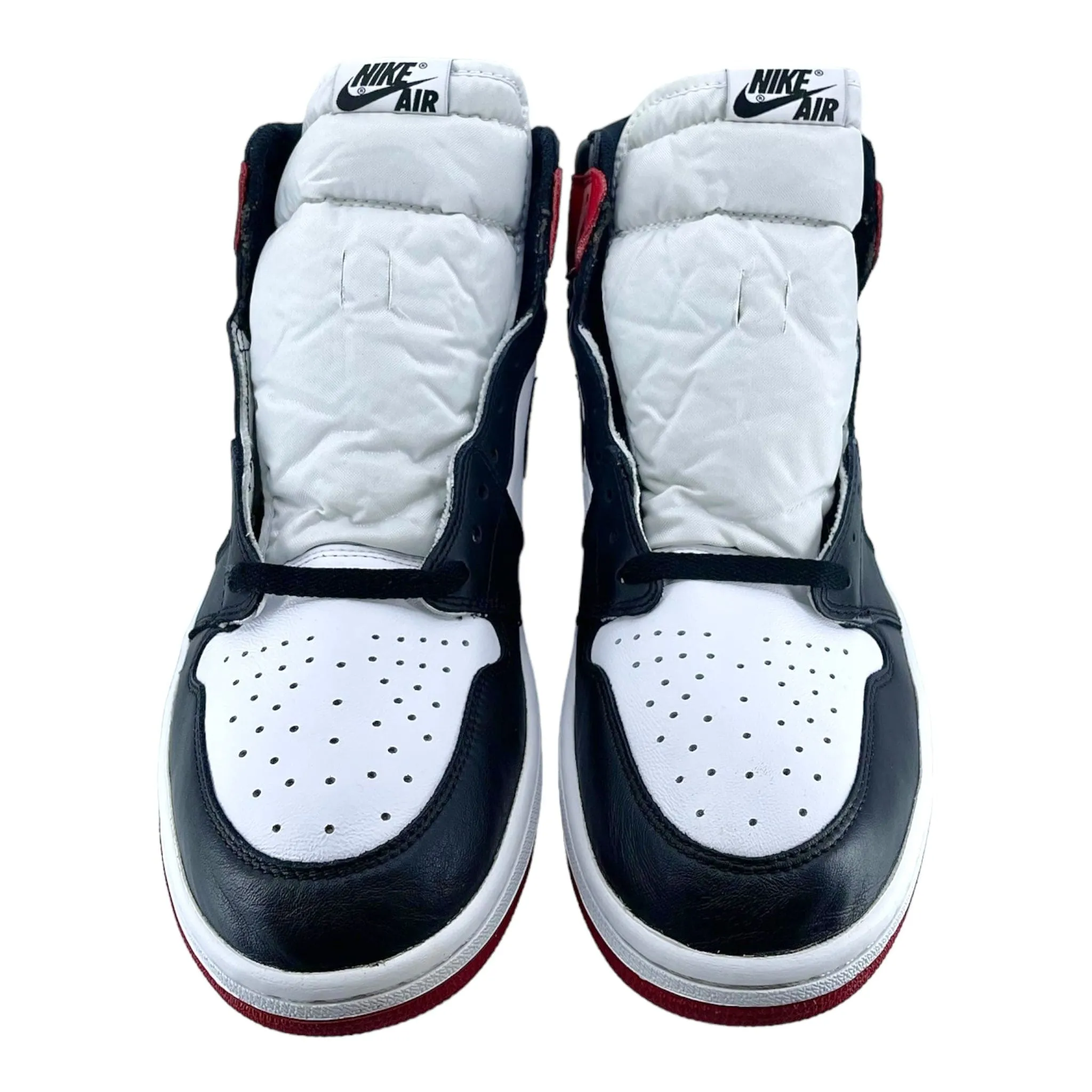 Air Jordan 1 Retro High Black Toe (2016) Pre-Owned