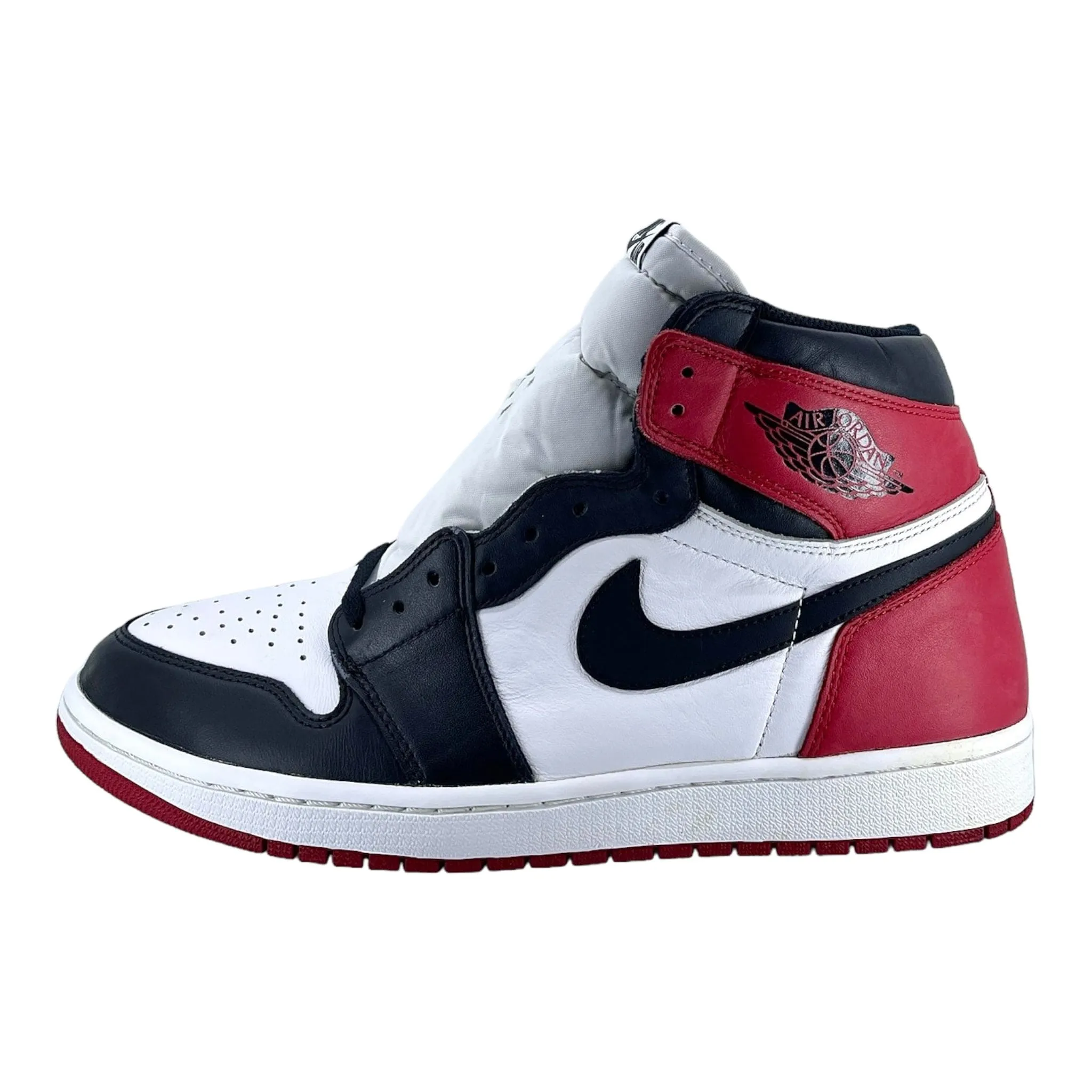 Air Jordan 1 Retro High Black Toe (2016) Pre-Owned