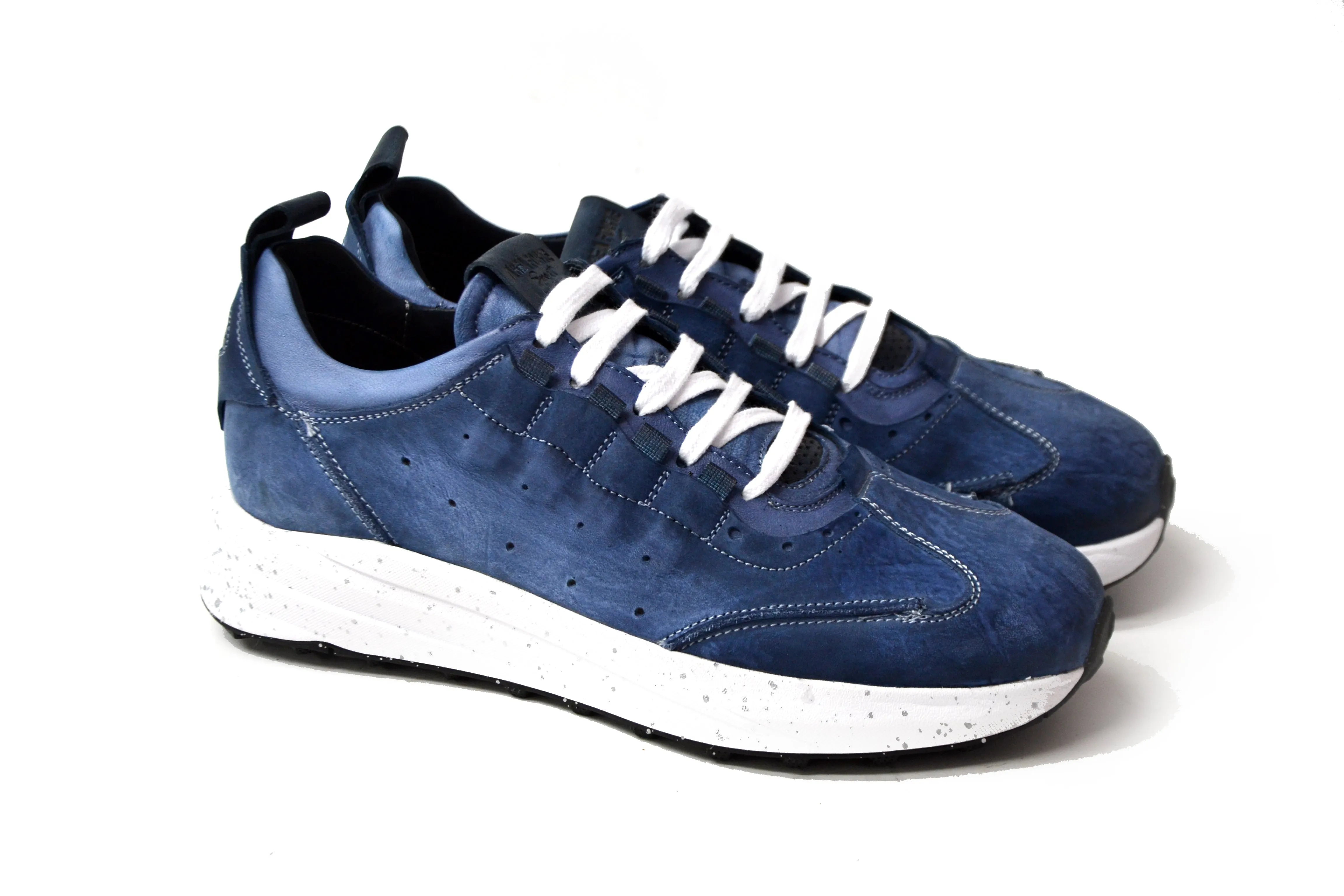 BLU WASHED SNEAKERS