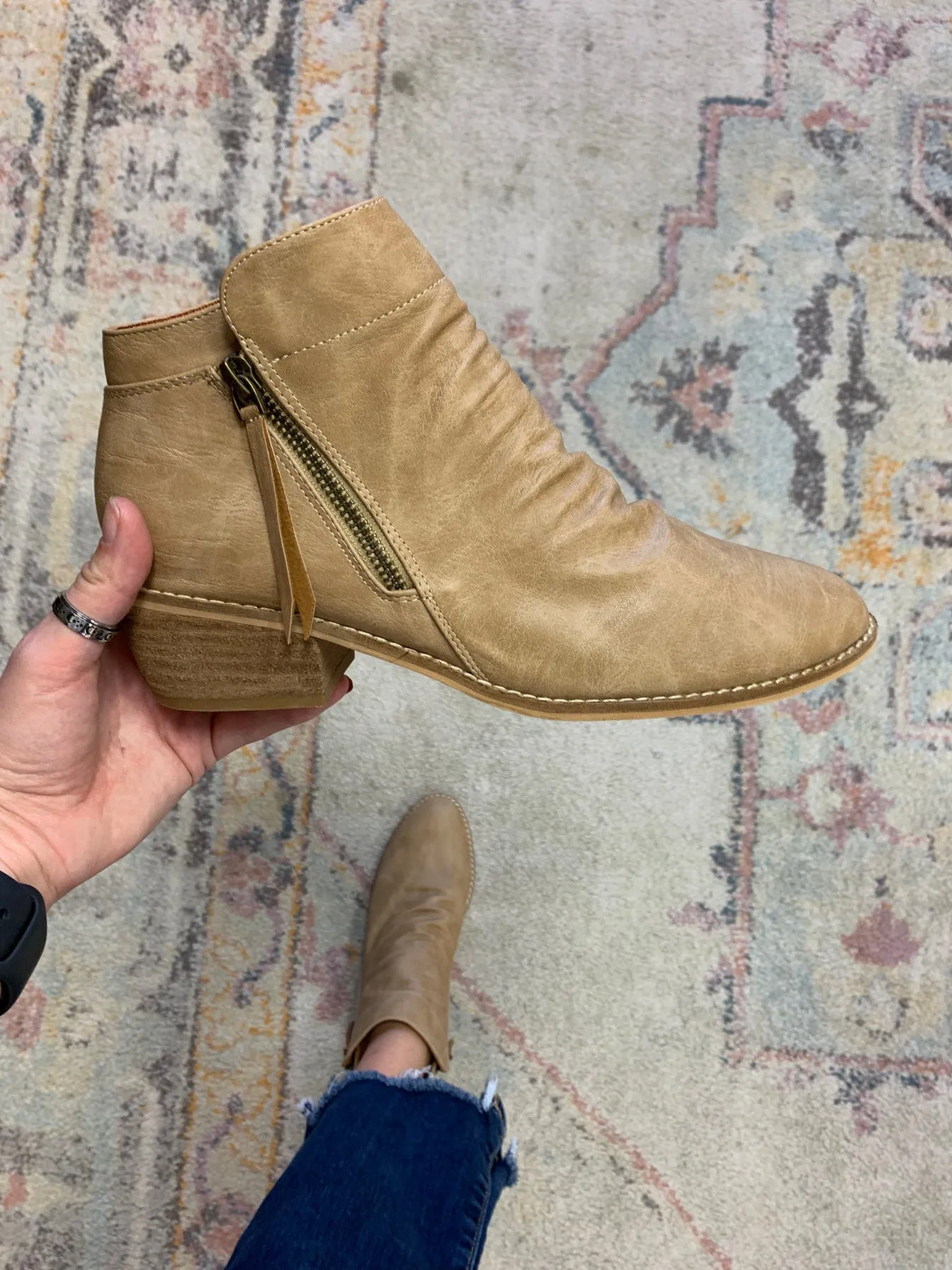 Butternut Boots - Taupe