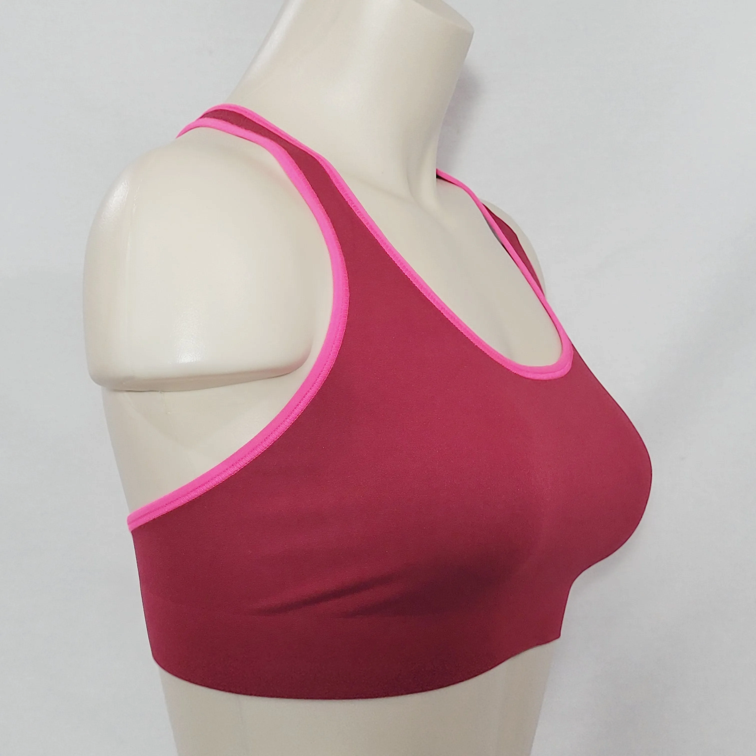 Champion B9504 Absolute Racerback Sports Bra with SmoothTec Band LARGE Armature Red NWT