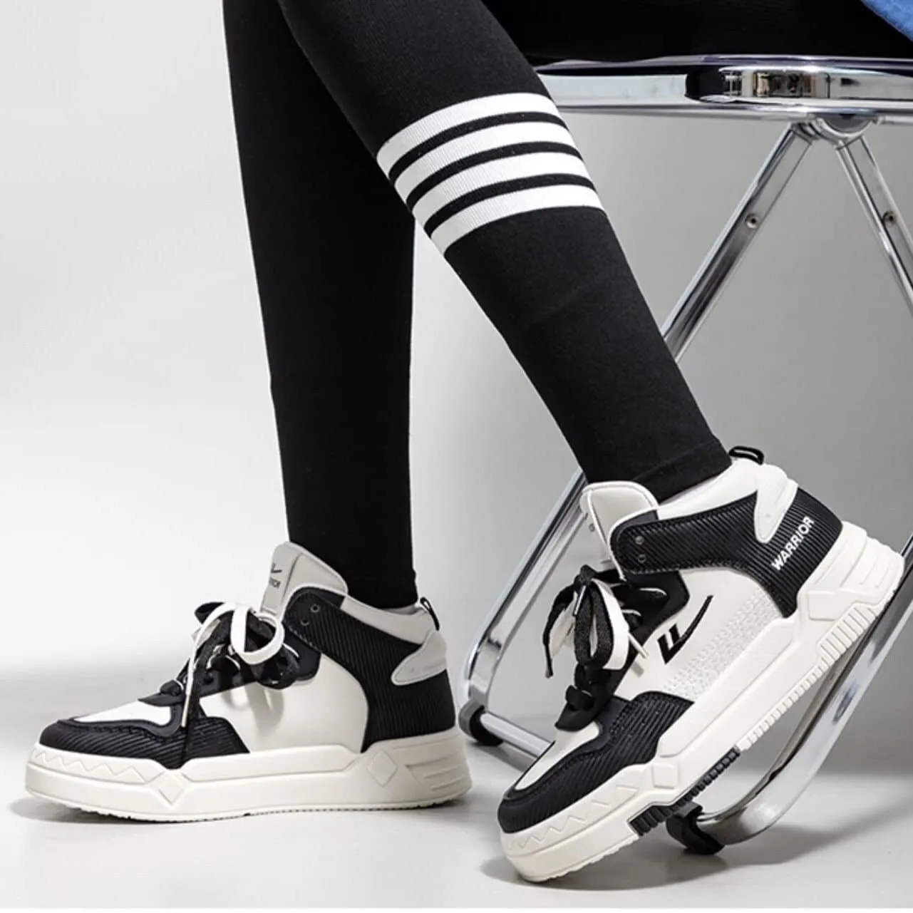 Cute Black White Breathable Round Head Sneakers, Lace Up Tie Shoes for Women, Athletic Sport Running Shoes, Flat Bottom Sneakers