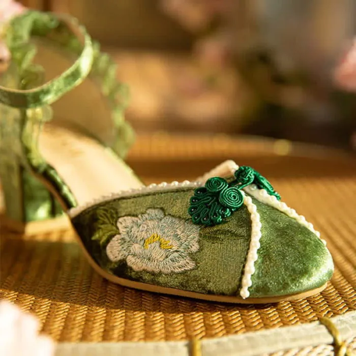 Elegant Blossom Embroidery Buckle Mary Janes Shoes