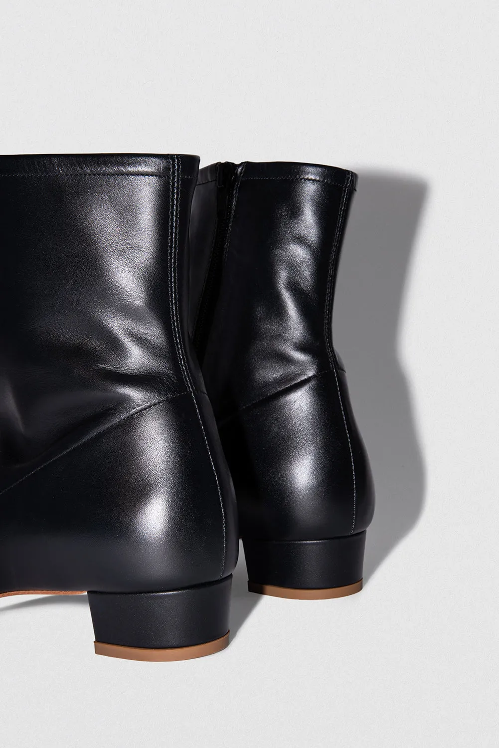 Este Boot Black Leather