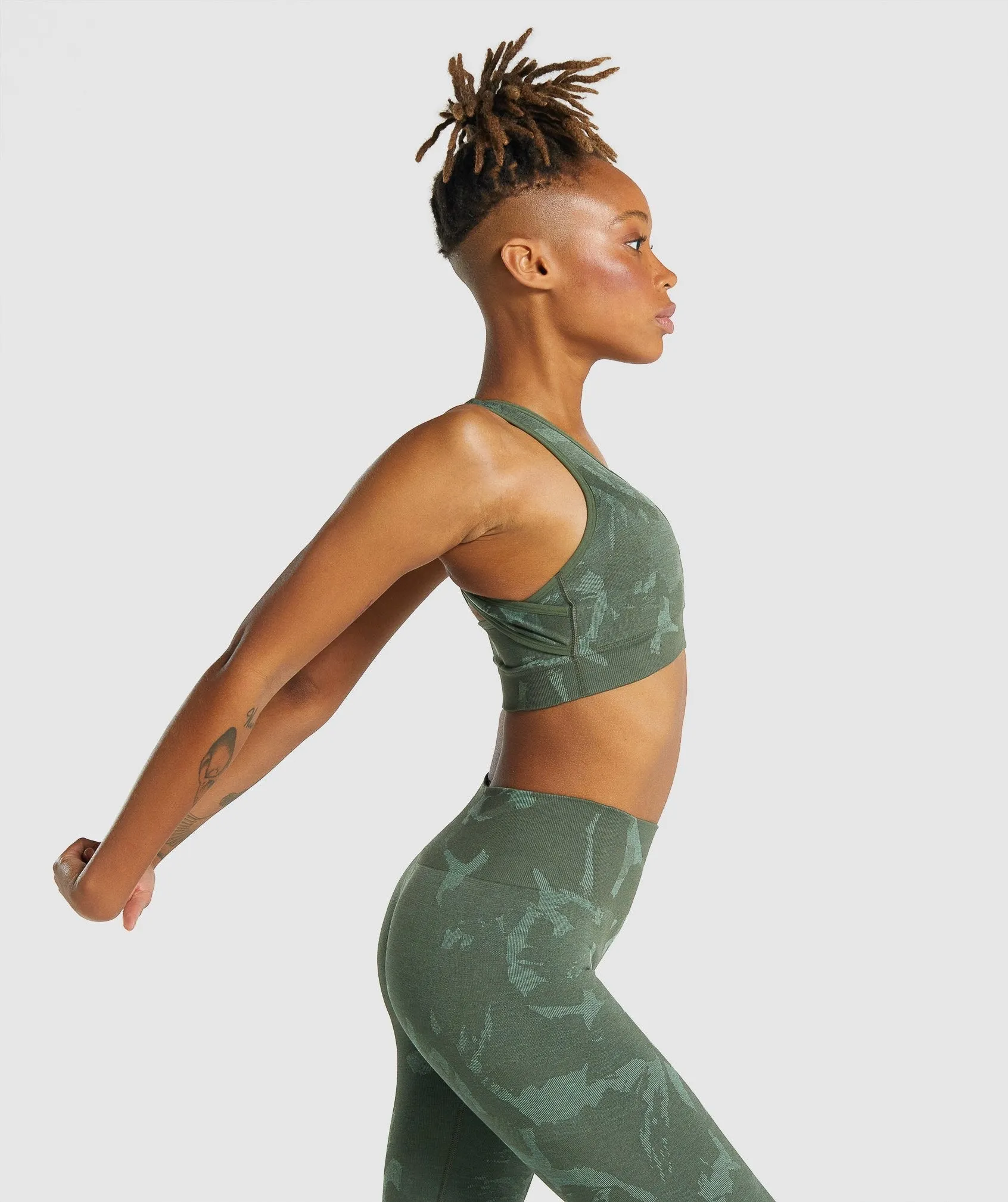 Gymshark Adapt Camo Seamless Sports Bra - Savanna | Green