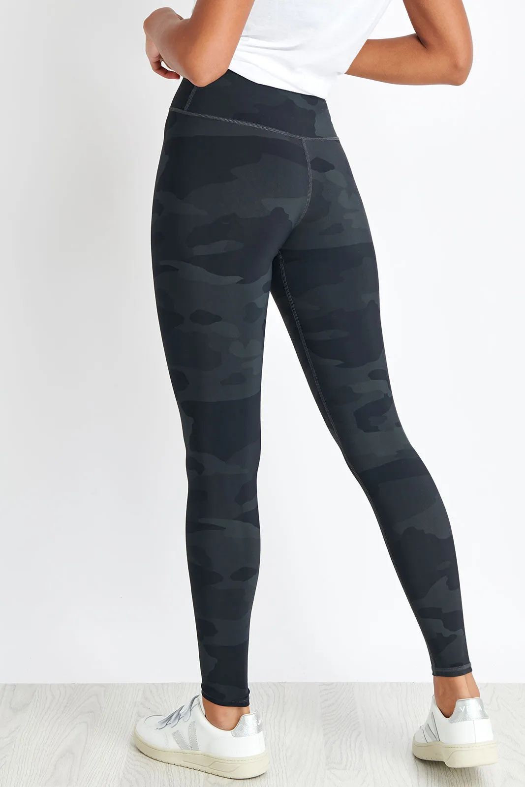 High Waisted Vapor Legging - Black Camo