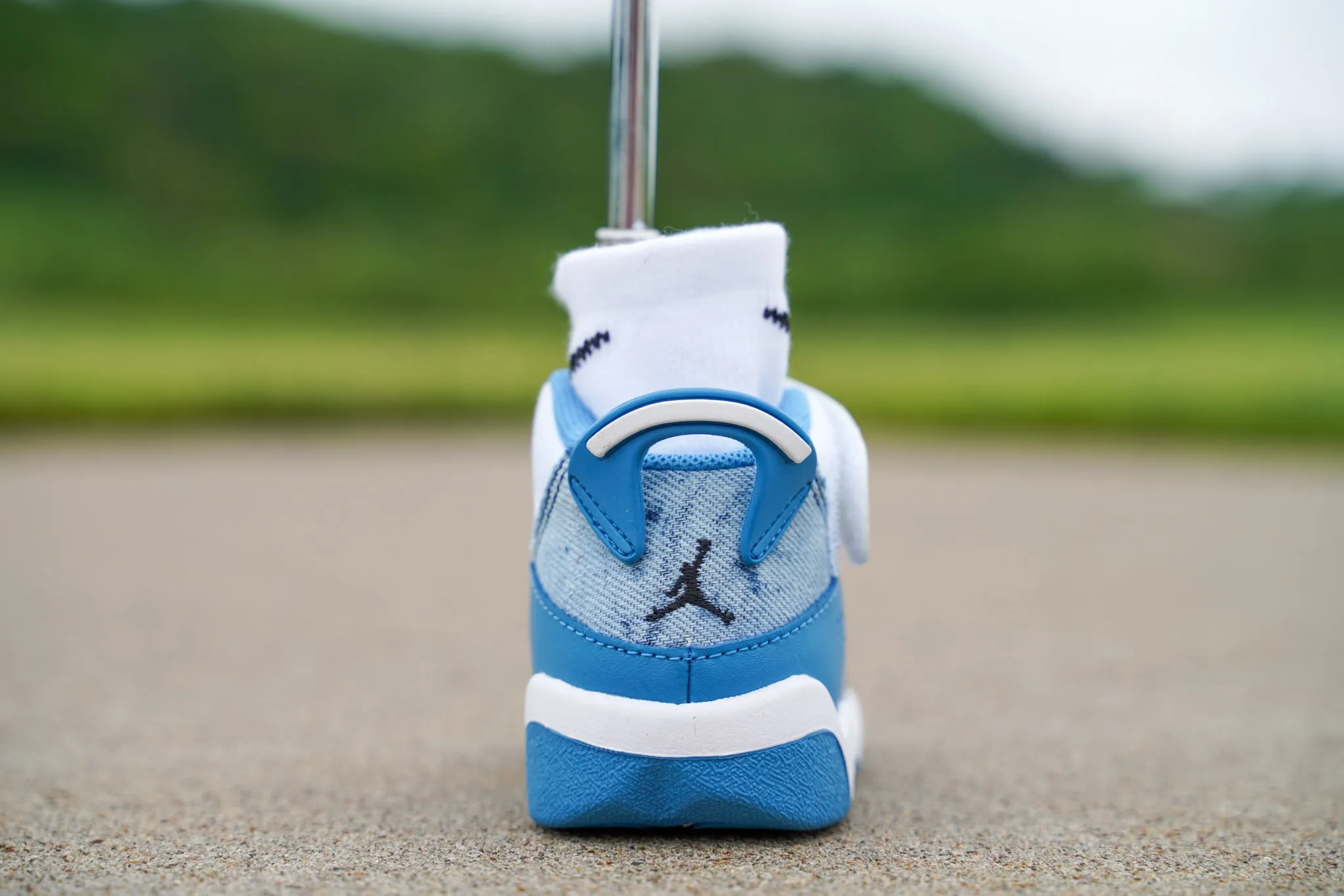 Jordan 6 Rings [DUTCH BLUE] Standing Sneaker Putter Cover