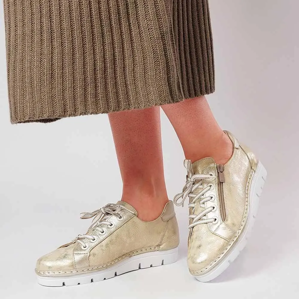 Js-2001 Champagne Leather Sneakers