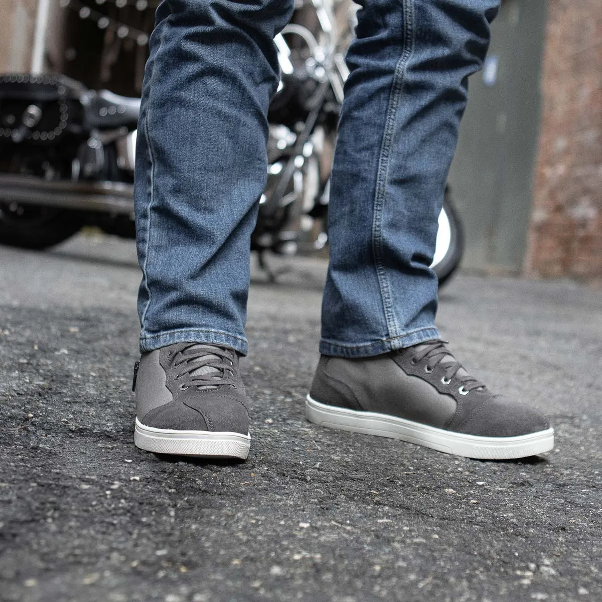 Milwaukee Leather MBM9117 Men's Dark Grey Suede and Grey Canvas Street