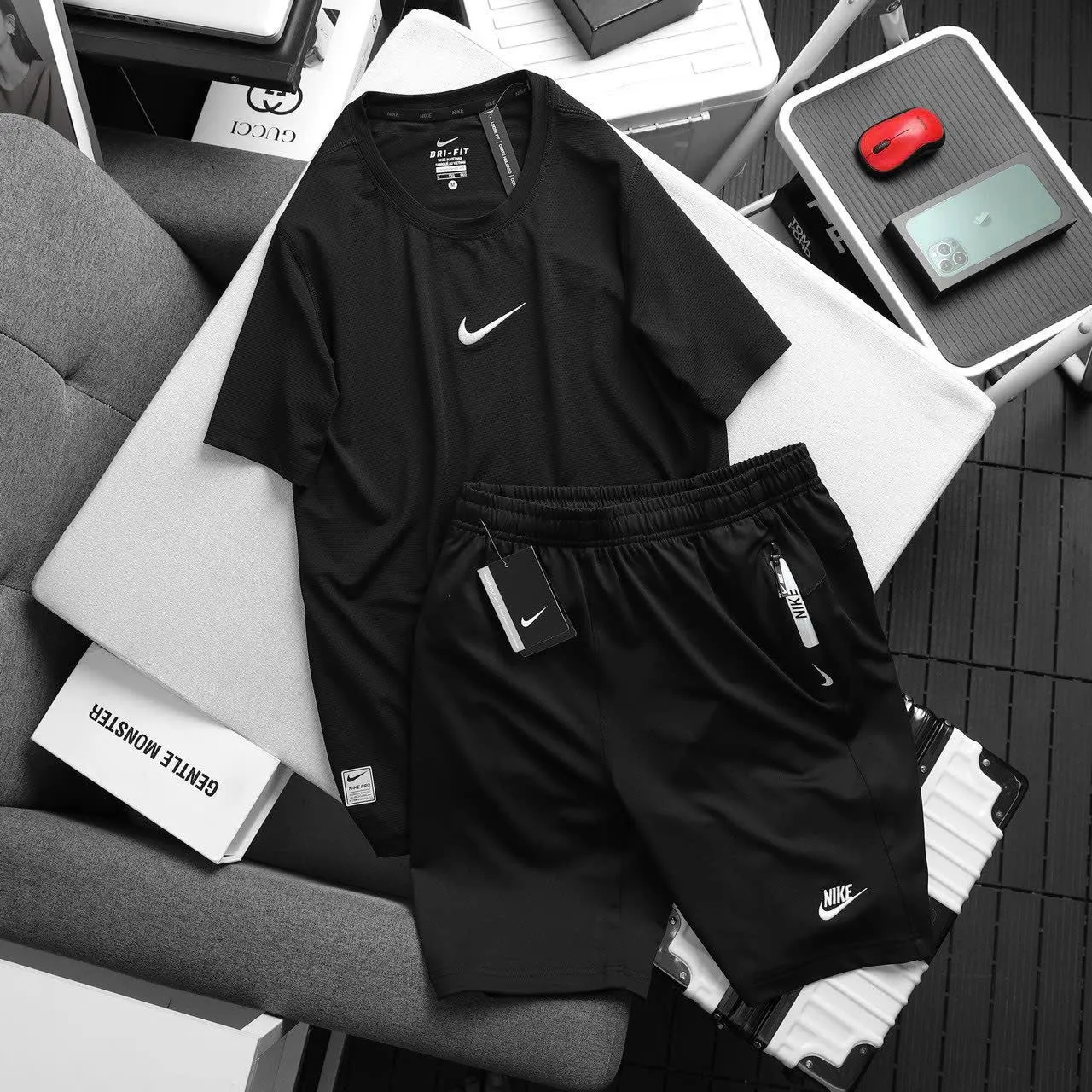 NIKE TRAINING SET  (SHIRT AND SHORT)