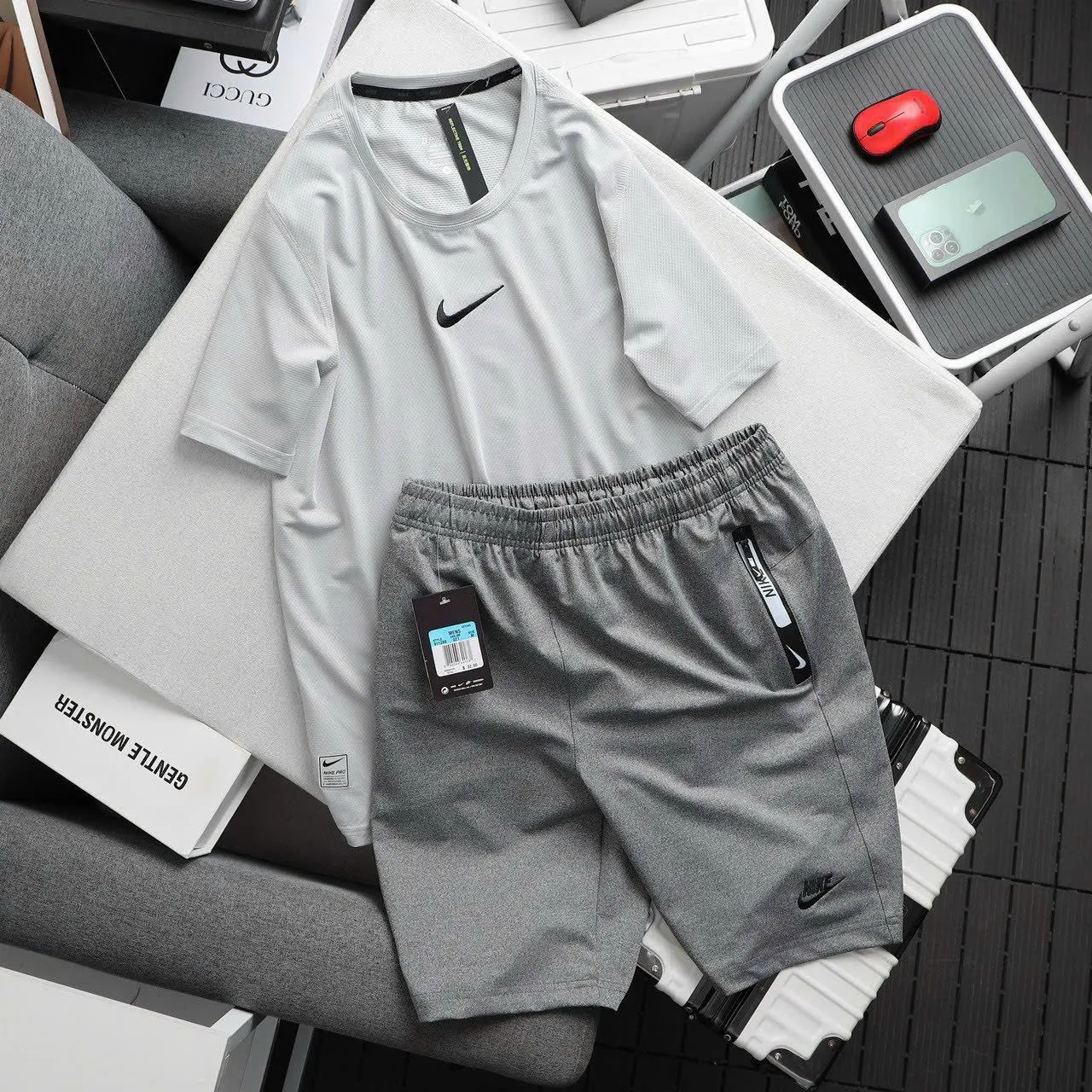 NIKE TRAINING SET  (SHIRT AND SHORT)