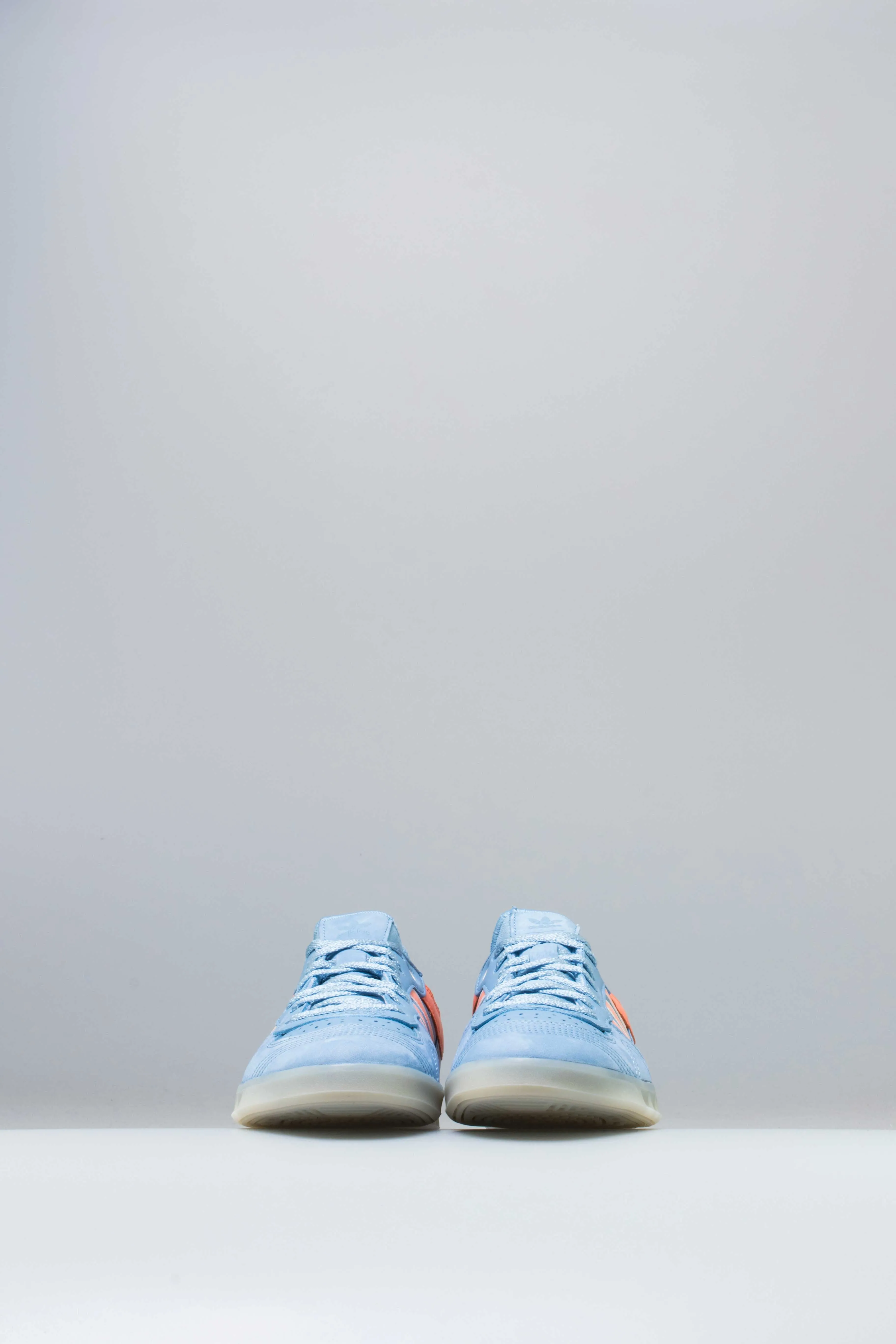 Oyster Holdings Handball Top Mens Shoes - Ash Blue/Chalk Coral/Chalk White