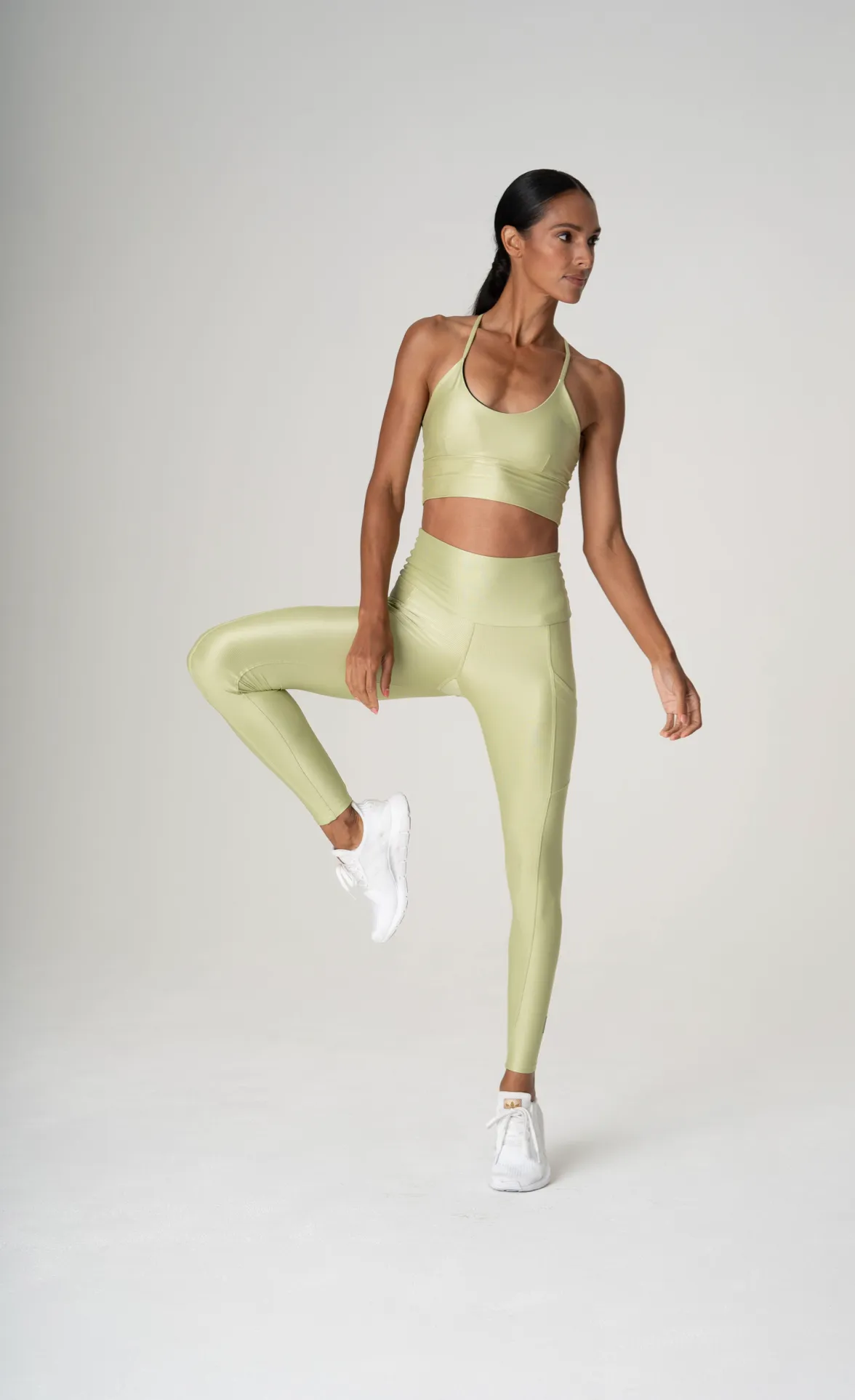 Paloma Sports Bra - Muted Green