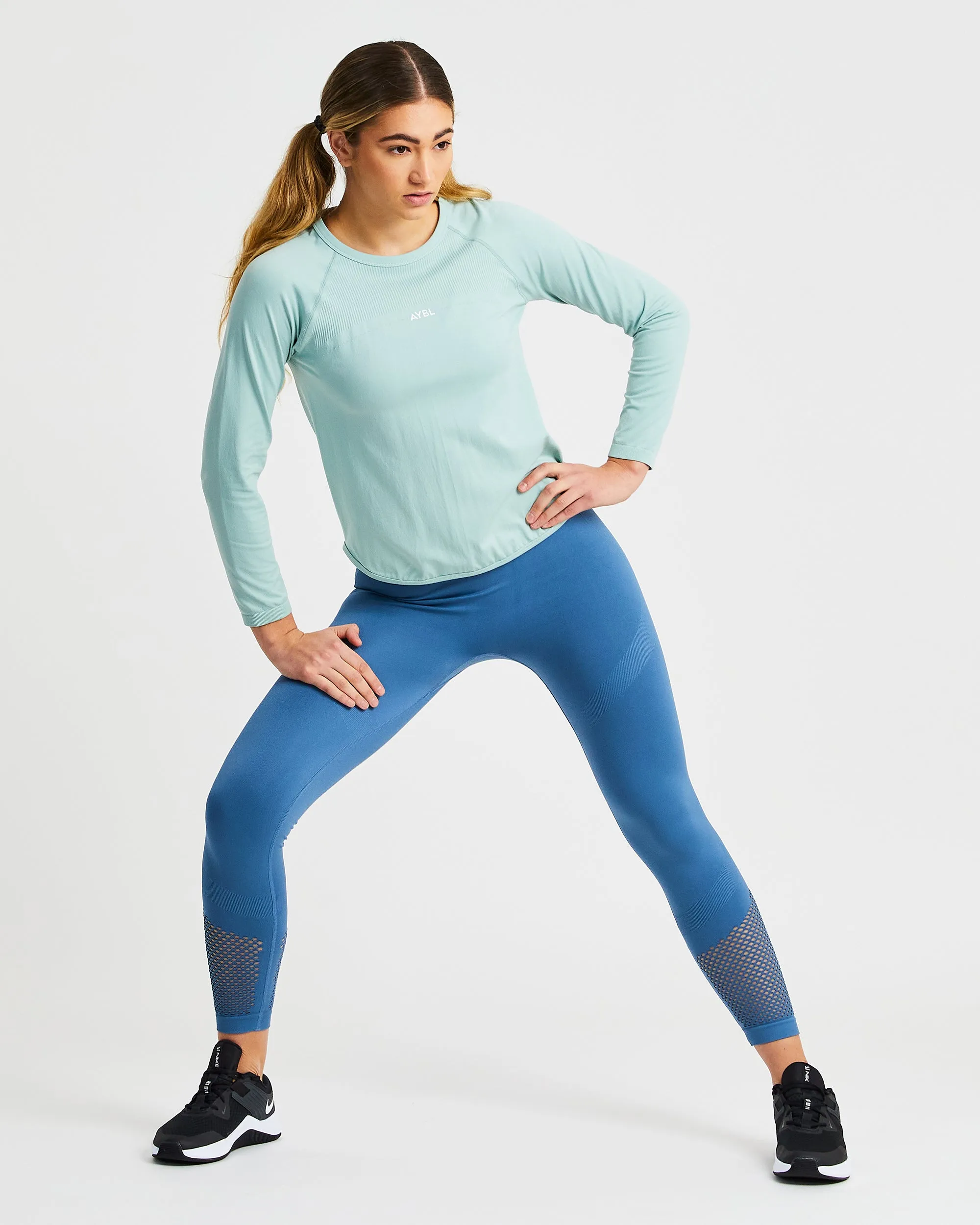 Reform Seamless Long Sleeve T Shirt - Sage Green