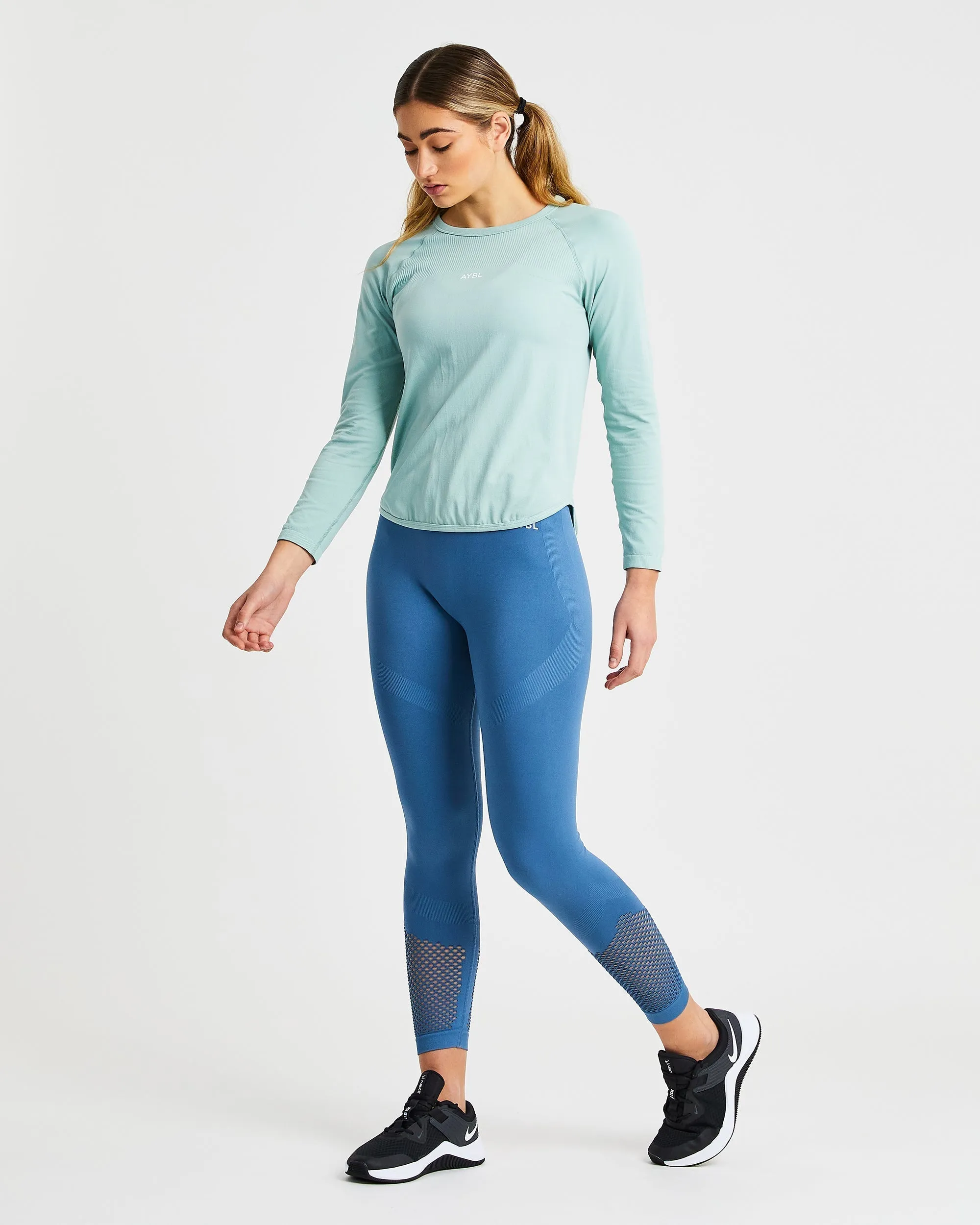 Reform Seamless Long Sleeve T Shirt - Sage Green