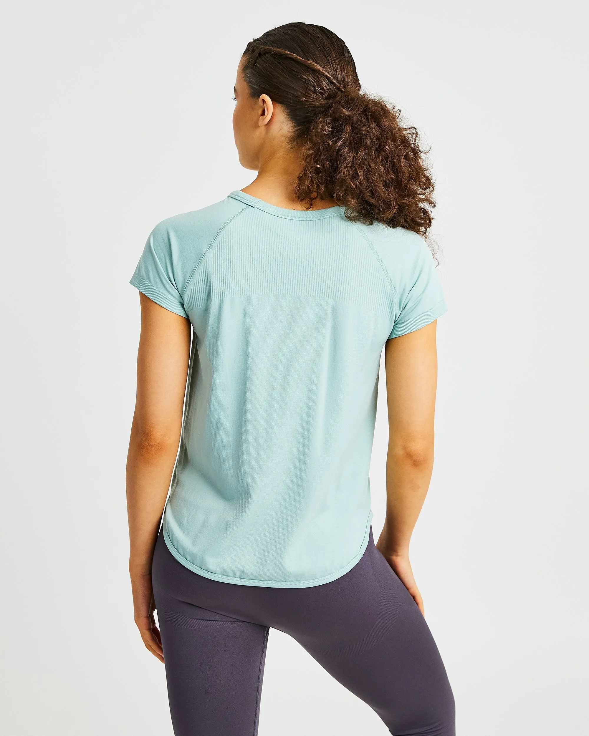 Reform Seamless T Shirt - Sage Green