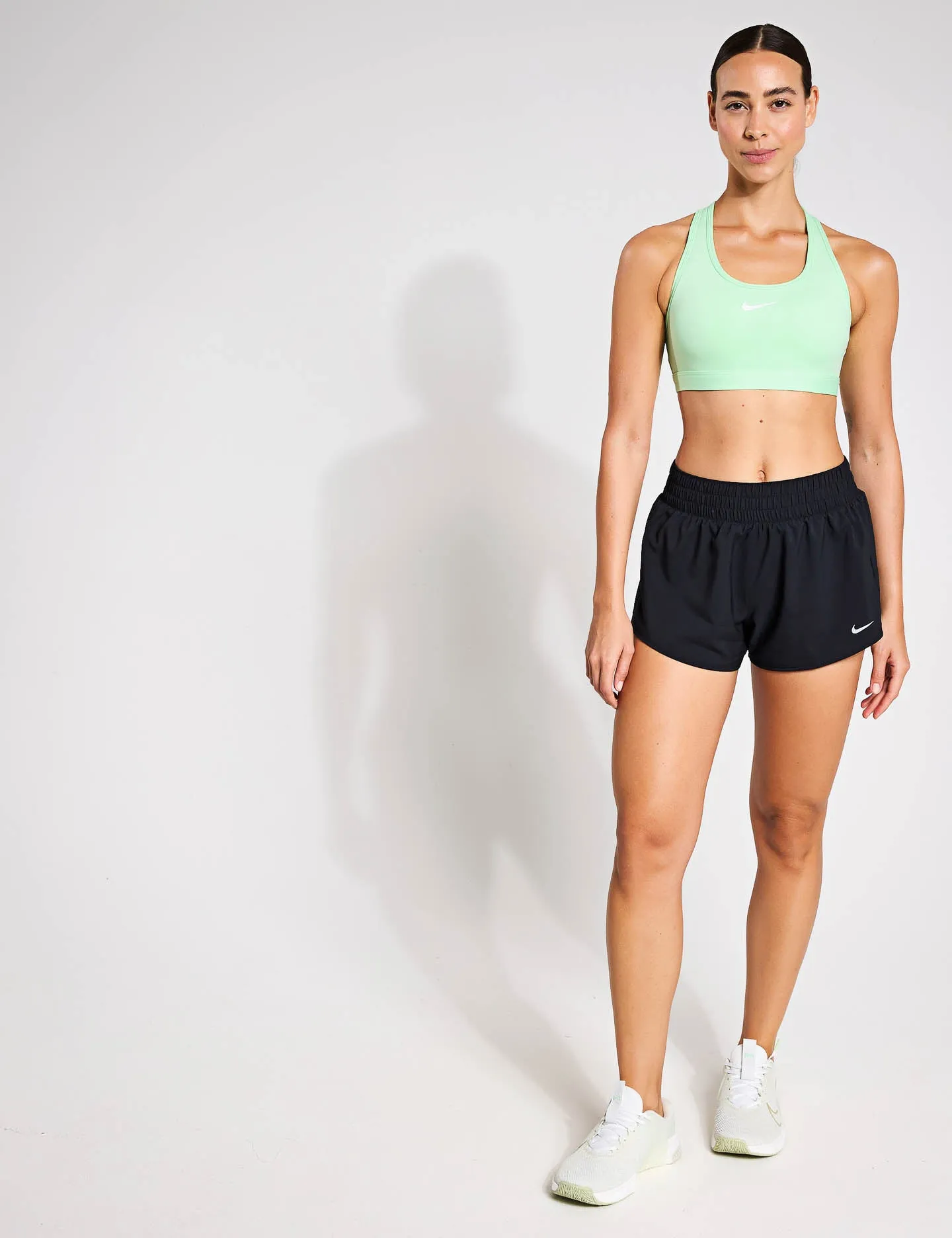 Swoosh Medium Support Bra - Vapor Green/White