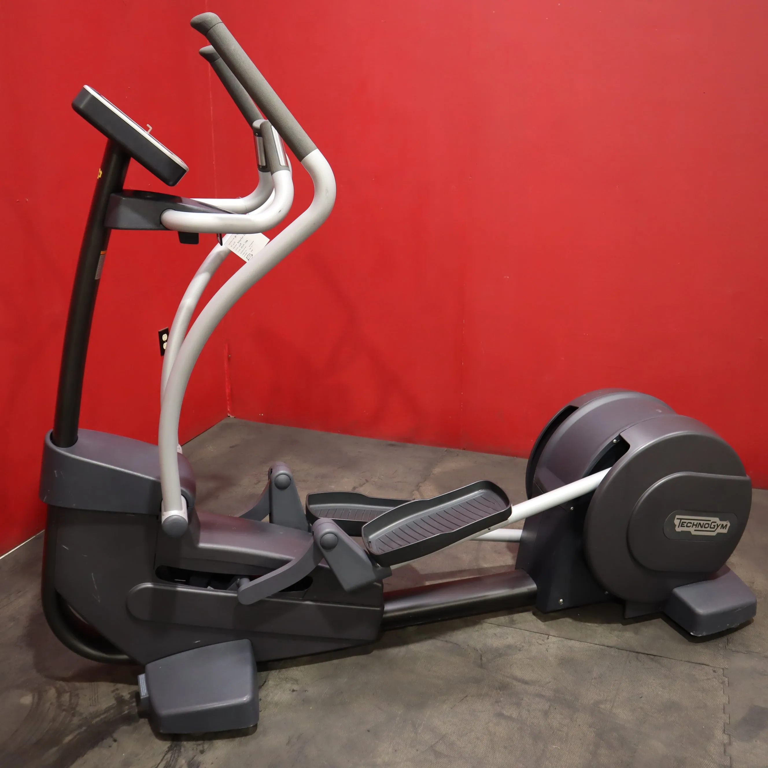 Technogym Synchro Forma Elliptical (Refurbished)