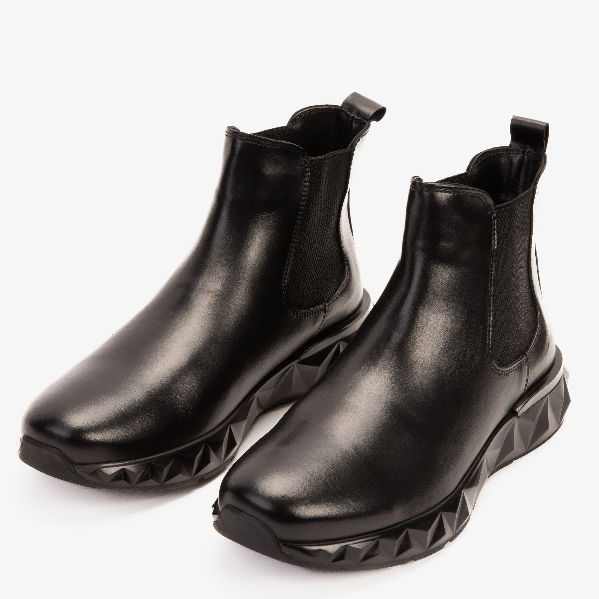 The Apex Black Leather Men Chelsea Boot