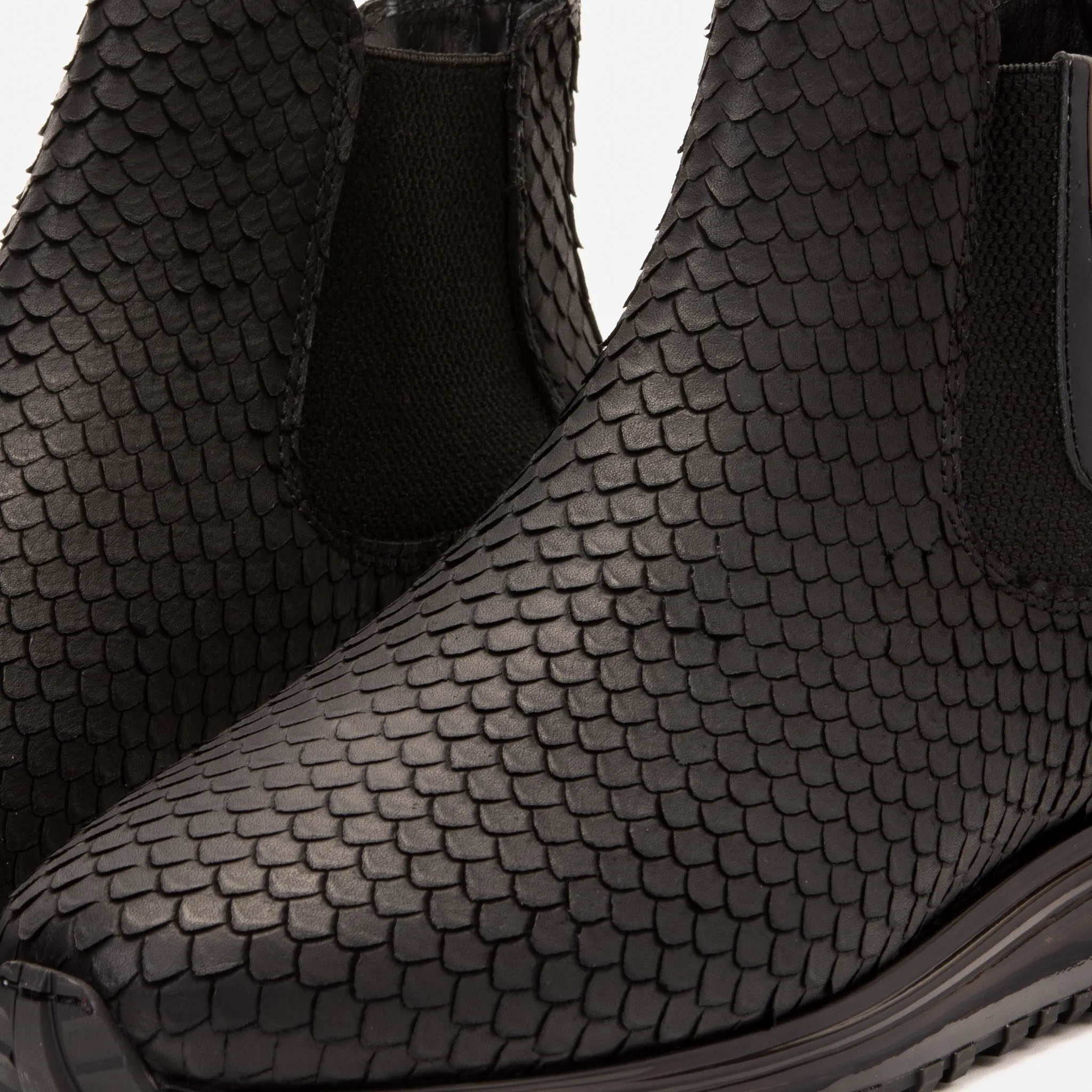 The Panther Black Leather Men Chelsea Boot