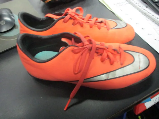 Used Nike Mercurial Size 2.5 Indoor Soccer Shoes