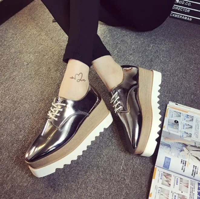 Women Lace-Up Loafers Platforms Style Shoes