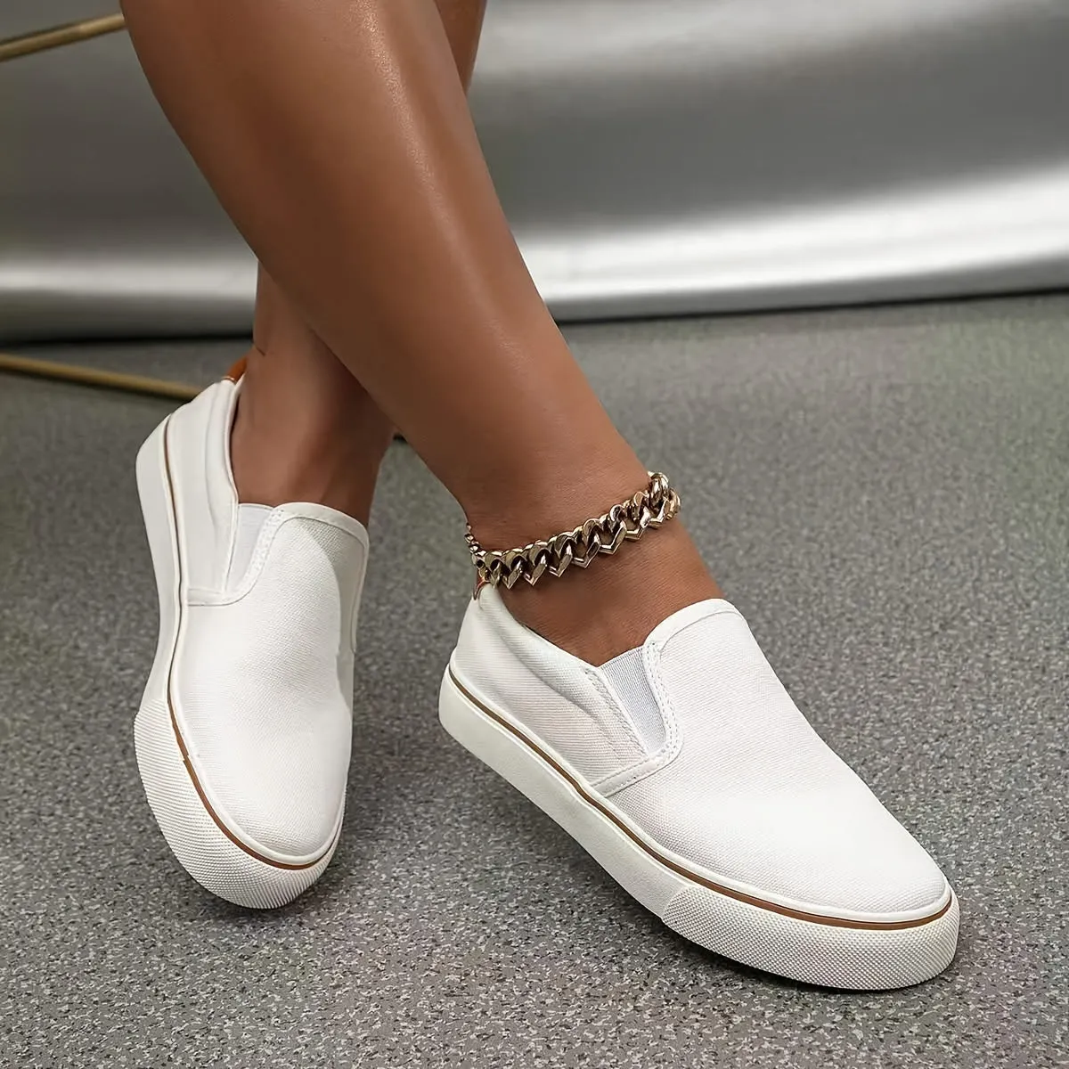 Women's Unisex Solid Color Canvas Shoes, Casual Slip On Outdoor Shoes, Comfortable Low Top Shoes